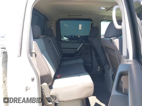 ✅ 2005 Nissan Titan LE • VIN: 1N6BA07A45N527423 • Lot: 43059455. Listed on IAAI with 134,021 mi. Free auction sales archive from the USA and detailed vehicle history report at DreamBid. Image 8.