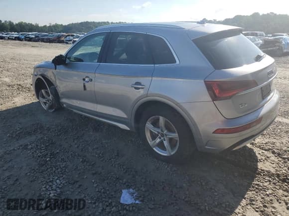 ✅ 2023 Audi Q5 Premium • VIN: WA1ABAFY2P2048917 • Lot: 56557675. Wystawiony na Copart z przebiegiem 59 113 mil. Bezpłatny archiwum sprzedaży aukcyjnych z USA i szczegółowy raport historii pojazdu na DreamBid. Zdjęcie 2.