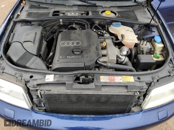 ✅ 2001 Audi A4 • VIN: WAUDC68D51A054972 • Лот: 53693395. Опубликован ранее на Copart с пробегом 149 842 миль. Бесплатный доступ к архиву аукционных продаж из США и подробный отчёт об истории автомобиля на DreamBid. Изображение 11.