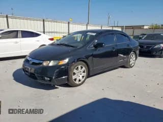 ✅ 2011 Honda Civic LX • VIN: 2HGFA1F55BH306479 • Lot: 92878625. Wystawiony na Copart z przebiegiem 119 033 mil. Bezpłatny archiwum sprzedaży aukcyjnych z USA i szczegółowy raport historii pojazdu na DreamBid. Zdjęcie 1.