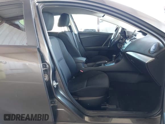 ✅ 2013 Mazda 3 i Touring • VIN: JM1BL1L77D1758917 • Lot: 43614306. Wystawiony na IAAI z przebiegiem 126 663 mil. Bezpłatny archiwum sprzedaży aukcyjnych z USA i szczegółowy raport historii pojazdu na DreamBid. Zdjęcie 5.