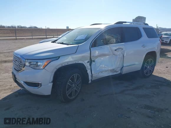✅ 2019 GMC Acadia Denali • VIN: 1GKKNPLS4KZ286535 • Lot: 41662391. Listed on IAAI with 46,951 mi. Free auction sales archive from the USA and detailed vehicle history report at DreamBid. Image 2.