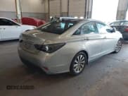 ✅ 2014 Hyundai Sonata SE • VIN: 5NPEC4AC4EH904859 • Лот: 42592777. Опубликован ранее на IAAI с пробегом 131 820 миль. Бесплатный доступ к архиву аукционных продаж из США и подробный отчёт об истории автомобиля на DreamBid. Изображение 4.