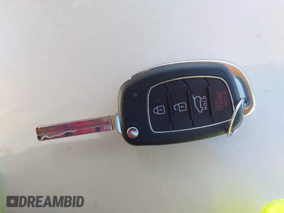 2016 Hyundai Tucson Sport z VIN KM8J3CA27GU236222, wystawiony jako IAAI lot #42827050 z przebiegiem 92 218 mil mil oraz . Historia ofert i sprzedaży dostępna na DreamBid. Obrazek 11.