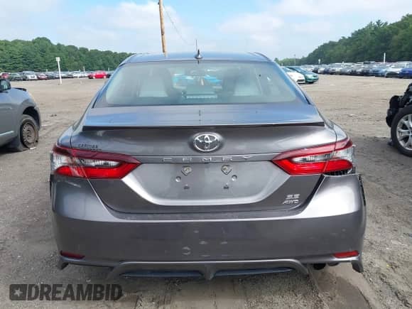 2021 Toyota Camry SE with VIN 4T1T11BK2MU028715, listed as a IAAI auction lot 42845840 with 39,370 mi miles and . Bid and sale history available at DreamBid. Image 16.