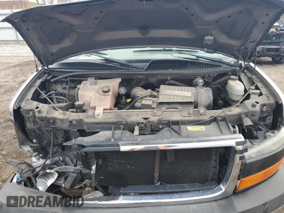 ✅ 2006 GMC Savana Cargo YF7 Upfitter • VIN: 1GDFG15T761205750 • Lot: 44372565. Listed on Copart with Not provided. Free auction sales archive from the USA and detailed vehicle history report at DreamBid. Image 12.