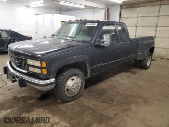 ✅ 1993 GMC Sierra 1500 • VIN: 1GTHC39F2PE543530 • Lot: 83612804. Wystawiony na Copart z przebiegiem 200 011 mil. Bezpłatny archiwum sprzedaży aukcyjnych z USA i szczegółowy raport historii pojazdu na DreamBid. Zdjęcie 1.