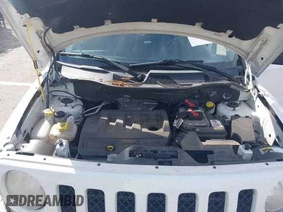 ✅ 2014 Jeep Patriot Latitude • VIN: 1C4NJRFB3ED816720 • Лот: 43492211. Опубликован ранее на IAAI с пробегом 180 000 миль. Бесплатный доступ к архиву аукционных продаж из США и подробный отчёт об истории автомобиля на DreamBid. Изображение 10.