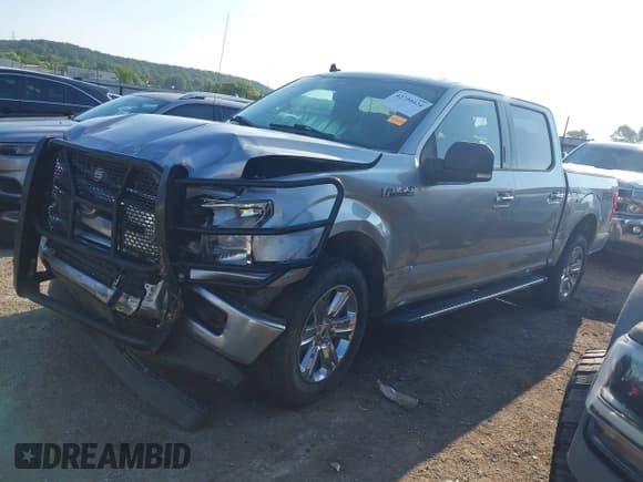 ✅ 2020 Ford F-150 XL • VIN: 1FTEW1E56LKD43662 • Lot: 42730424. Wystawiony na IAAI z przebiegiem 162 102 mil. Bezpłatny archiwum sprzedaży aukcyjnych z USA i szczegółowy raport historii pojazdu na DreamBid. Zdjęcie 2.
