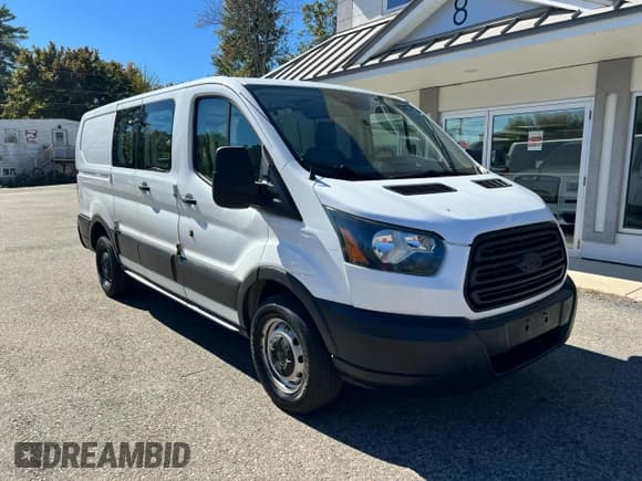 ✅ 2017 Ford Transit • VIN: 1FTYE1ZM3HKA13258 • Lot: 85299445. Wystawiony na Copart z przebiegiem 213 530 mil. Bezpłatny archiwum sprzedaży aukcyjnych z USA i szczegółowy raport historii pojazdu na DreamBid. Zdjęcie 1.