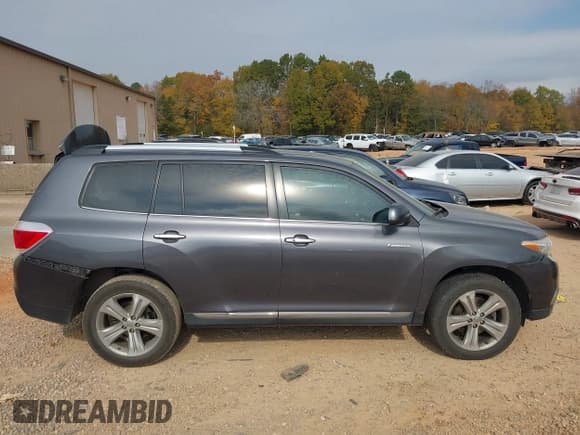 ✅ 2012 Toyota Highlander Limited • VIN: 5TDYK3EH7CS083781 • Lot: 43650654. Listed on IAAI with 220,621 mi. Free auction sales archive from the USA and detailed vehicle history report at DreamBid. Image 13.