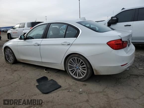 ✅ 2014 BMW 3 Series 335i xDrive • VIN: WBA3B9G53ENR90744 • Лот: 91459005. Опубликован ранее на Copart с пробегом 70 154 миль. Бесплатный доступ к архиву аукционных продаж из США и подробный отчёт об истории автомобиля на DreamBid. Изображение 2.