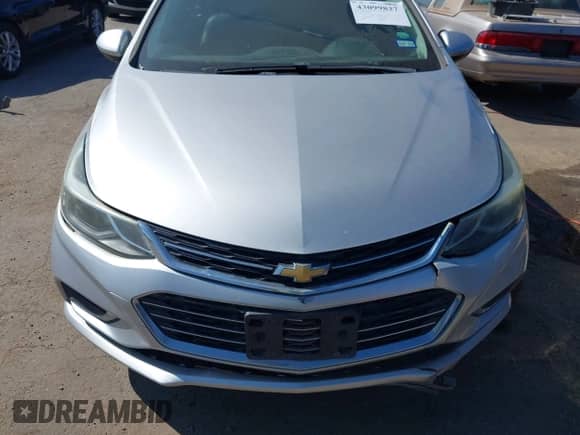 2017 Chevrolet Cruze Premier z VIN 3G1BF6SM0HS589882, wystawiony jako IAAI lot #43099837 z przebiegiem 97 850 mil mil oraz . Historia ofert i sprzedaży dostępna na DreamBid. Obrazek 6.