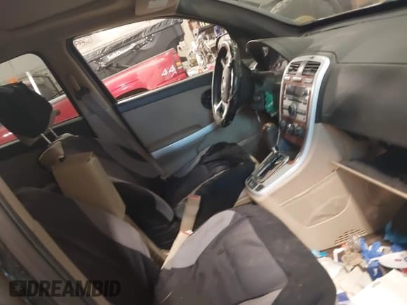 ✅ 2008 Chevrolet Equinox LT • VIN: 2CNDL43F286060618 • Лот: 42523977. Опубликован ранее на IAAI с пробегом 80 000 миль. Бесплатный доступ к архиву аукционных продаж из США и подробный отчёт об истории автомобиля на DreamBid. Изображение 5.