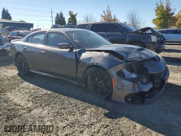 ✅ 2022 Dodge Charger R/T • VIN: 2C3CDXCT8NH261335 • Лот: 86261935. Опубликован ранее на Copart с пробегом 23 140 миль. Бесплатный доступ к архиву аукционных продаж из США и подробный отчёт об истории автомобиля на DreamBid. Изображение 4.