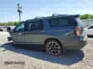 ✅ 2021 Chevrolet Suburban RST • VIN: 1GNSCEKD0MR402865 • Lot: 52984115. Wystawiony na Copart z przebiegiem 70 931 mil. Bezpłatny archiwum sprzedaży aukcyjnych z USA i szczegółowy raport historii pojazdu na DreamBid. Zdjęcie 2.
