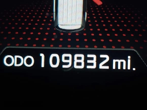 ✅ 2015 Kia Sorento SX • VIN: 5XYKW4A79FG631651 • Lot: 42429984. Listed on IAAI with 109,832 mi. Free auction sales archive from the USA and detailed vehicle history report at DreamBid. Image 7.