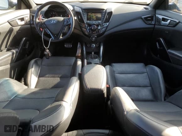 ✅ 2016 Hyundai Veloster Turbo Rally Edition • VIN: KMHTC6AE4GU249059 • Lot: 48588565. Wystawiony na Copart z przebiegiem 69 364 mil. Bezpłatny archiwum sprzedaży aukcyjnych z USA i szczegółowy raport historii pojazdu na DreamBid. Zdjęcie 8.