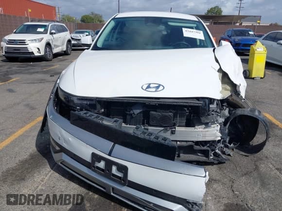 ✅ 2024 Hyundai Ioniq 5 SEL • VIN: KM8KN4DE5RU335215 • Лот: 43447391. Опубликован ранее на IAAI с пробегом 10 915 миль. Бесплатный доступ к архиву аукционных продаж из США и подробный отчёт об истории автомобиля на DreamBid. Изображение 12.