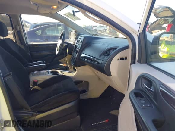 ✅ 2016 Dodge Grand Caravan SXT • VIN: 2C4RDGCG4GR334576 • Лот: 43579228. Опубликован ранее на IAAI с пробегом 181 125 миль. Бесплатный доступ к архиву аукционных продаж из США и подробный отчёт об истории автомобиля на DreamBid. Изображение 5.