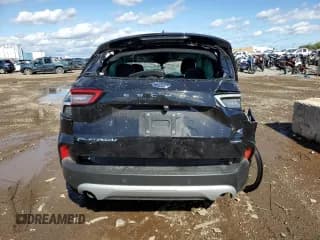 ✅ 2023 Ford Escape Platinum • VIN: 1FMCU9JZ7PUB47997 • Lot: 85559535. Wystawiony na Copart z przebiegiem Nie podano. Bezpłatny archiwum sprzedaży aukcyjnych z USA i szczegółowy raport historii pojazdu na DreamBid. Zdjęcie 6.