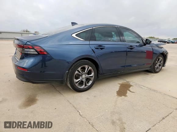 ✅ 2023 Honda Accord EX • VIN: 1HGCY1F3XPA005578 • Lot: 90101335. Wystawiony na Copart z przebiegiem 32 265 mil. Bezpłatny archiwum sprzedaży aukcyjnych z USA i szczegółowy raport historii pojazdu na DreamBid. Zdjęcie 3.