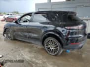 ✅ 2023 Porsche Cayenne E-Hybrid • VIN: WP1AE2AY1PDA12004 • Lot: 62503685. Wystawiony na Copart z przebiegiem 41 040 mil. Bezpłatny archiwum sprzedaży aukcyjnych z USA i szczegółowy raport historii pojazdu na DreamBid. Zdjęcie 2.