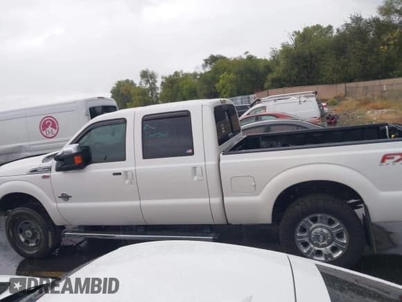 ✅ 2012 Ford F-250 Lariat • VIN: 1FT7W2BT9CEA15152 • Лот: 43324178. Опубликован ранее на IAAI с пробегом 143 727 миль. Бесплатный доступ к архиву аукционных продаж из США и подробный отчёт об истории автомобиля на DreamBid. Изображение 14.