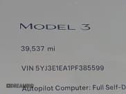 ✅ 2023 Tesla Model 3 • VIN: 5YJ3E1EA1PF385599 • Lot: 43342038. Wystawiony na IAAI z przebiegiem 39 537 mil. Bezpłatny archiwum sprzedaży aukcyjnych z USA i szczegółowy raport historii pojazdu na DreamBid. Zdjęcie 15.