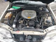 ✅ 1991 Mercedes-Benz 420 SEL • VIN: WDBCA35E4MA566872 • Lot: 42709957. Wystawiony na IAAI z przebiegiem 232 552 mil. Bezpłatny archiwum sprzedaży aukcyjnych z USA i szczegółowy raport historii pojazdu na DreamBid. Zdjęcie 10.