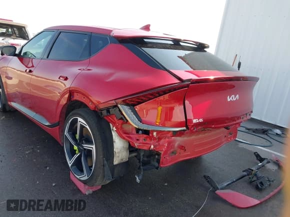 ✅ 2024 Kia EV6 GT • VIN: KNDC5DLE1R5206246 • Lot: 42736882. Listed on IAAI with 13,992 mi. Free auction sales archive from the USA and detailed vehicle history report at DreamBid. Image 6.