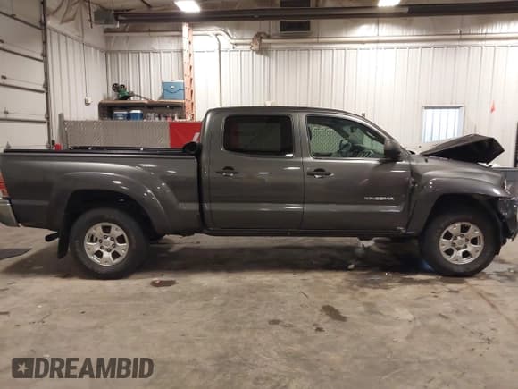 ✅ 2013 Toyota Tacoma • VIN: 3TMMU4FN9DM052987 • Лот: 42325979. Опубликован ранее на IAAI с пробегом 200 379 миль. Бесплатный доступ к архиву аукционных продаж из США и подробный отчёт об истории автомобиля на DreamBid. Изображение 13.