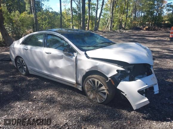 ✅ 2017 Lincoln MKZ Reserve • VIN: 3LN6L5E94HR610061 • Lot: 43418229. Wystawiony na IAAI z przebiegiem Nie podano. Bezpłatny archiwum sprzedaży aukcyjnych z USA i szczegółowy raport historii pojazdu na DreamBid. Zdjęcie 1.