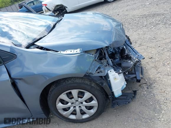✅ 2021 Toyota Corolla LE • VIN: JTDEPMAE7MJ144664 • Lot: 42269698. Wystawiony na IAAI z przebiegiem 23 500 mil. Bezpłatny archiwum sprzedaży aukcyjnych z USA i szczegółowy raport historii pojazdu na DreamBid. Zdjęcie 18.