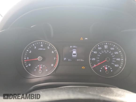 ✅ 2021 Kia Forte LXS • VIN: 3KPF24AD2ME353561 • Лот: 81965585. Опубликован ранее на Copart с пробегом 97 718 миль. Бесплатный доступ к архиву аукционных продаж из США и подробный отчёт об истории автомобиля на DreamBid. Изображение 9.