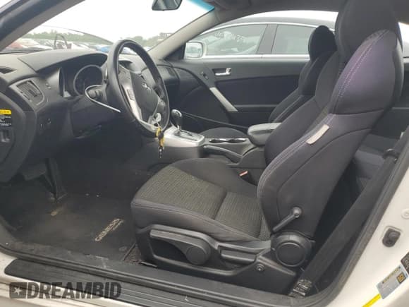 ✅ 2010 Hyundai Genesis Coupe • VIN: KMHHT6KD7AU017753 • Lot: 60871785. Wystawiony na Copart z przebiegiem 87 337 mil. Bezpłatny archiwum sprzedaży aukcyjnych z USA i szczegółowy raport historii pojazdu na DreamBid. Zdjęcie 7.