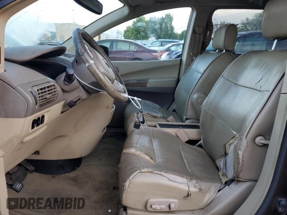 ✅ 2007 Nissan Quest SE • VIN: 5N1BV28U07N141172 • Lot: 70747794. Wystawiony na Copart z przebiegiem 210 409 mil. Bezpłatny archiwum sprzedaży aukcyjnych z USA i szczegółowy raport historii pojazdu na DreamBid. Zdjęcie 7.