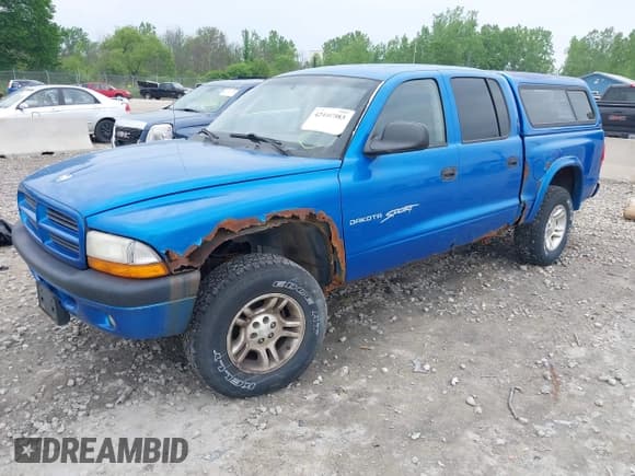 ✅ 2001 Dodge Dakota Sport • VIN: 1B7GG2AN91S214863 • Lot: 42440083. Wystawiony na IAAI z przebiegiem 191 698 mil. Bezpłatny archiwum sprzedaży aukcyjnych z USA i szczegółowy raport historii pojazdu na DreamBid. Zdjęcie 2.