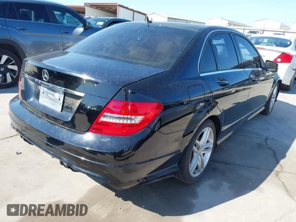 ✅ 2014 Mercedes-Benz C 250 Sport • VIN: WDDGF4HB9EA964050 • Lot: 42972589. Listed on IAAI with 183,610 mi. Free auction sales archive from the USA and detailed vehicle history report at DreamBid. Image 4.