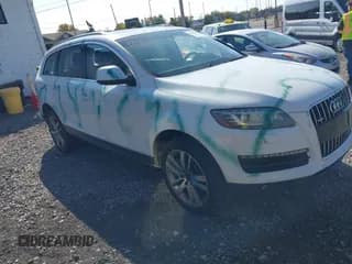 ✅ 2013 Audi Q7 Premium Plus • VIN: WA1LGAFE6DD012289 • Lot: 40623804. Listed on IAAI with 186,631 mi. Free auction sales archive from the USA and detailed vehicle history report at DreamBid. Image 1.