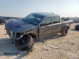 2021 Ram 1500 Rebel z VIN 1C6SRFLT9MN742775, wystawiony jako Copart lot #70273525 z przebiegiem 78 672 mil mil oraz Szkoda całkowita • Salvage title. Historia ofert i sprzedaży dostępna na DreamBid. Obrazek 1.