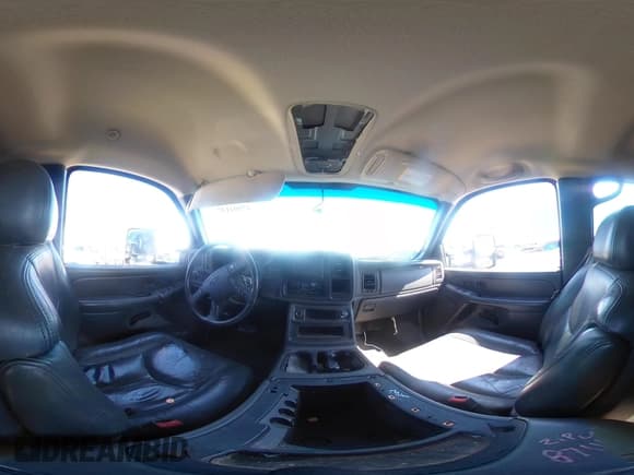 ✅ 2007 Chevrolet Silverado 2500HD LT1 • VIN: 1GCHK23D87F175207 • Lot: 42004137. Listed on IAAI with 319,183 mi. Free auction sales archive from the USA and detailed vehicle history report at DreamBid. Image 18.