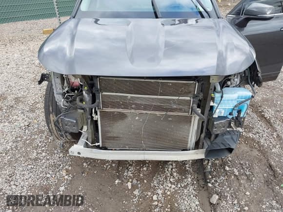 ✅ 2022 Toyota Highlander Hybrid XLE • VIN: 5TDGBRCH7NS541727 • Lot: 43573558. Wystawiony na IAAI z przebiegiem 79 995 mil. Bezpłatny archiwum sprzedaży aukcyjnych z USA i szczegółowy raport historii pojazdu na DreamBid. Zdjęcie 6.