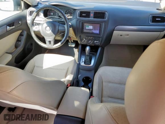 ✅ 2013 Volkswagen Jetta TDI w/Premium • VIN: 3VWLL7AJ7DM232096 • Lot: 57265725. Listed on Copart with 120,361 mi. Free auction sales archive from the USA and detailed vehicle history report at DreamBid. Image 8.