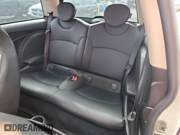 2013 MINI Hardtop with VIN WMWSU3C59DT687552, listed as a Copart auction lot 85378465 with 107,683 mi miles and Clean title. Bid and sale history available at DreamBid. Image 10.