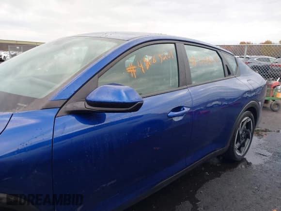 ✅ 2025 Kia K4 EX • VIN: 3KPFU4DE1SE008744 • Lot: 43683209. Wystawiony na IAAI z przebiegiem 12 001 mil. Bezpłatny archiwum sprzedaży aukcyjnych z USA i szczegółowy raport historii pojazdu na DreamBid. Zdjęcie 14.