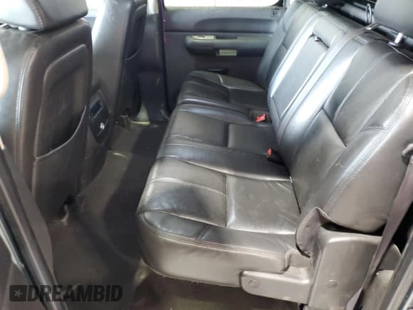 ✅ 2007 Chevrolet Silverado 2500HD 2LT • VIN: 1GCHK23677F540588 • Lot: 65809695. Wystawiony na Copart z przebiegiem 198 886 mil. Bezpłatny archiwum sprzedaży aukcyjnych z USA i szczegółowy raport historii pojazdu na DreamBid. Zdjęcie 10.