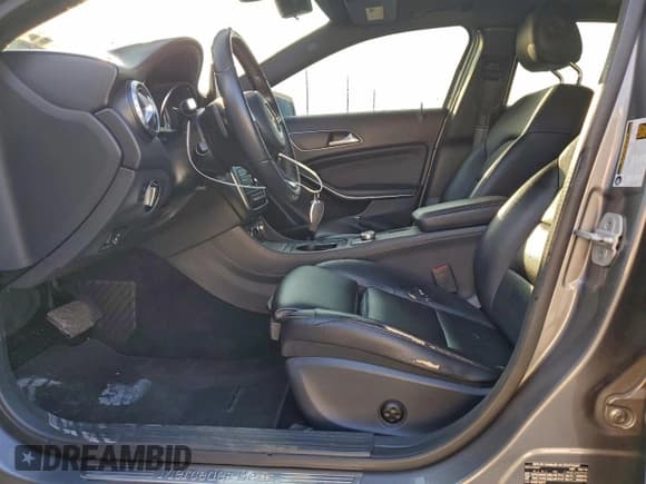 ✅ 2016 Mercedes-Benz GLA 250 • VIN: WDCTG4EB0GJ262450 • Lot: 94670685. Listed on Copart with 106,169 mi. Free auction sales archive from the USA and detailed vehicle history report at DreamBid. Image 7.