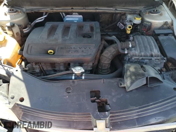 ✅ 2008 Dodge Avenger SE • VIN: 1B3LC46K58N256221 • Lot: 90112865. Listed on Copart with 246,070 mi. Free auction sales archive from the USA and detailed vehicle history report at DreamBid. Image 11.