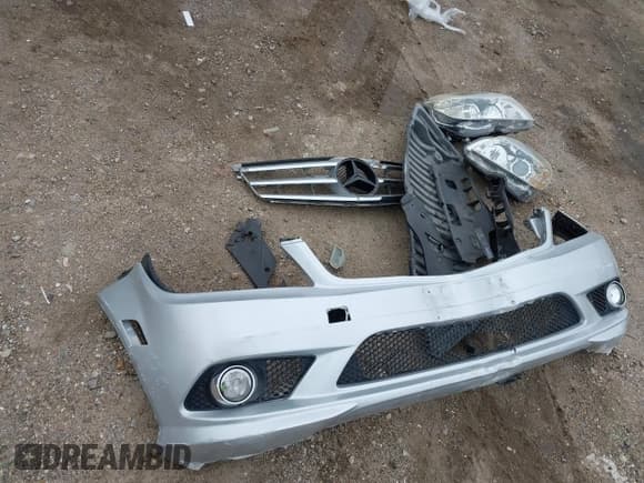 ✅ 2008 Mercedes-Benz C 300 Sport • VIN: WDDGF54X18R018330 • Lot: 43807633. Listed on IAAI with 89,729 mi. Free auction sales archive from the USA and detailed vehicle history report at DreamBid. Image 12.